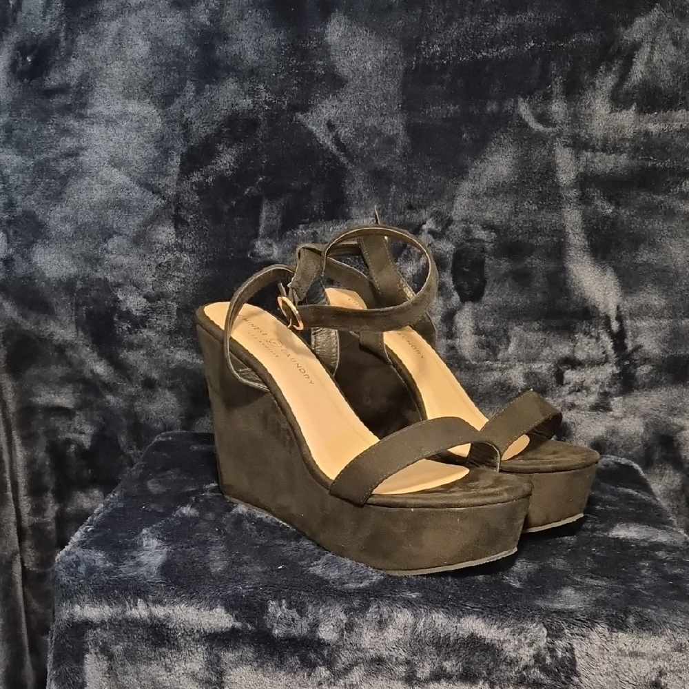 Chinese Laundry Dark Wedge Sandals